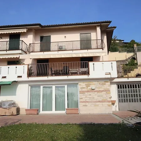 Case Vr Casa Degli Elfi פארונה די ואלפוליצ'לה